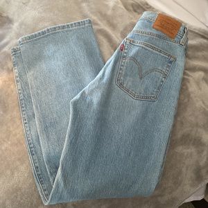 Levi jeans
